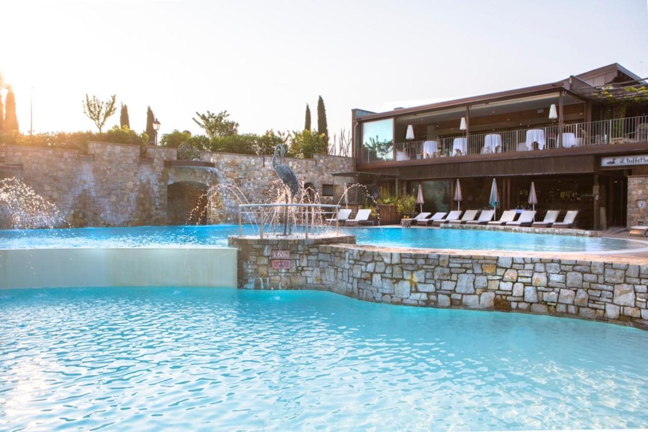 Le Ali Del Frassino Hotel Peschiera del Garda Bagian luar foto