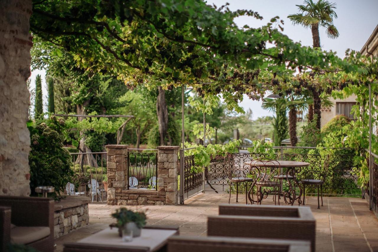 Le Ali Del Frassino Hotel Peschiera del Garda Bagian luar foto