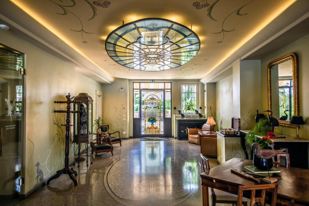 Le Ali Del Frassino Hotel Peschiera del Garda Bagian luar foto