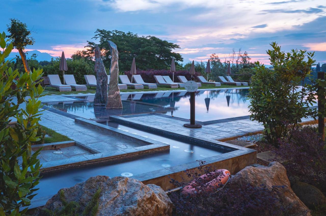 Le Ali Del Frassino Hotel Peschiera del Garda Bagian luar foto