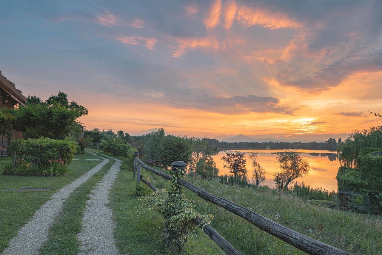 Le Ali Del Frassino Hotel Peschiera del Garda Bagian luar foto