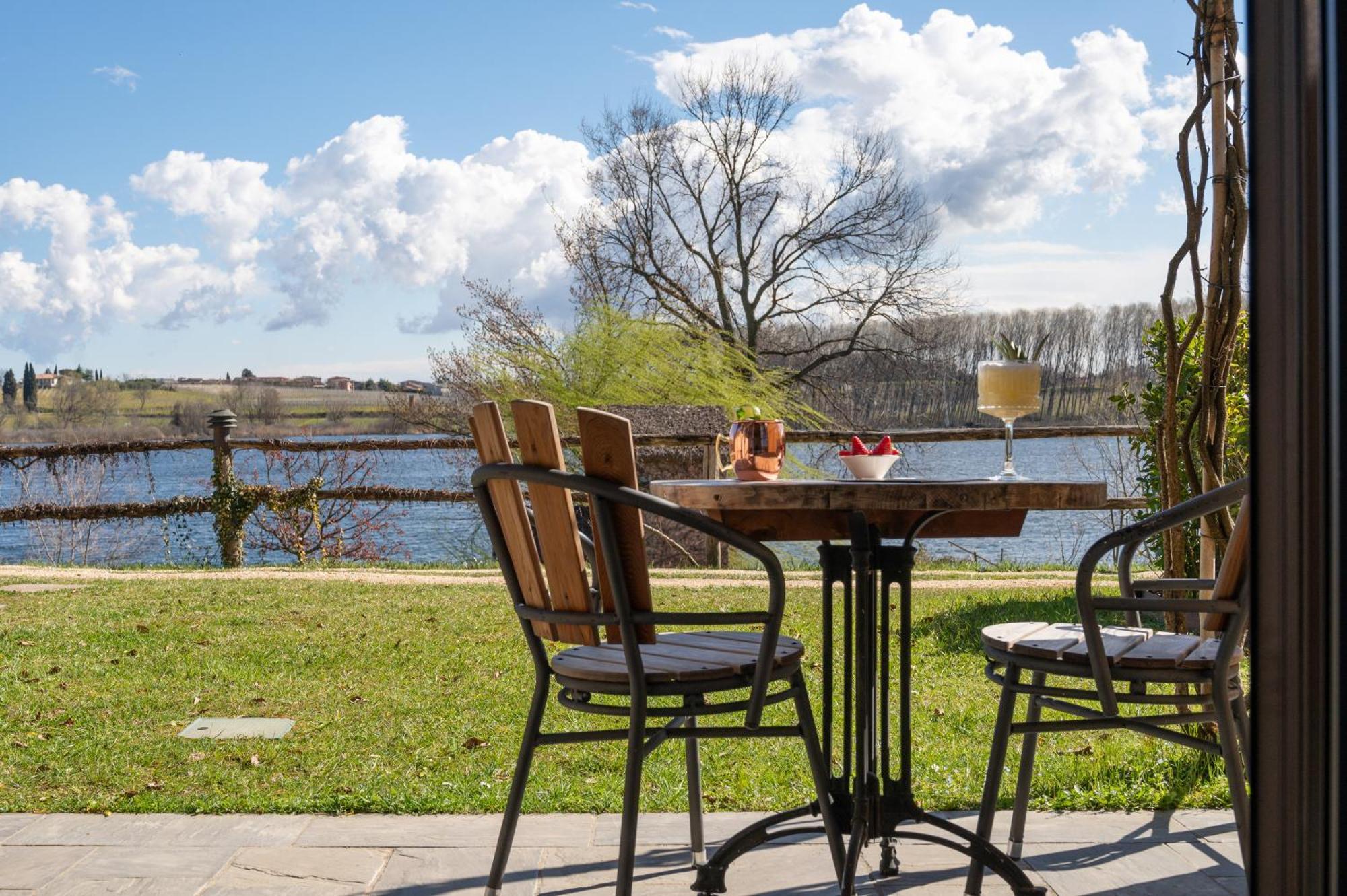 Le Ali Del Frassino Hotel Peschiera del Garda Bagian luar foto